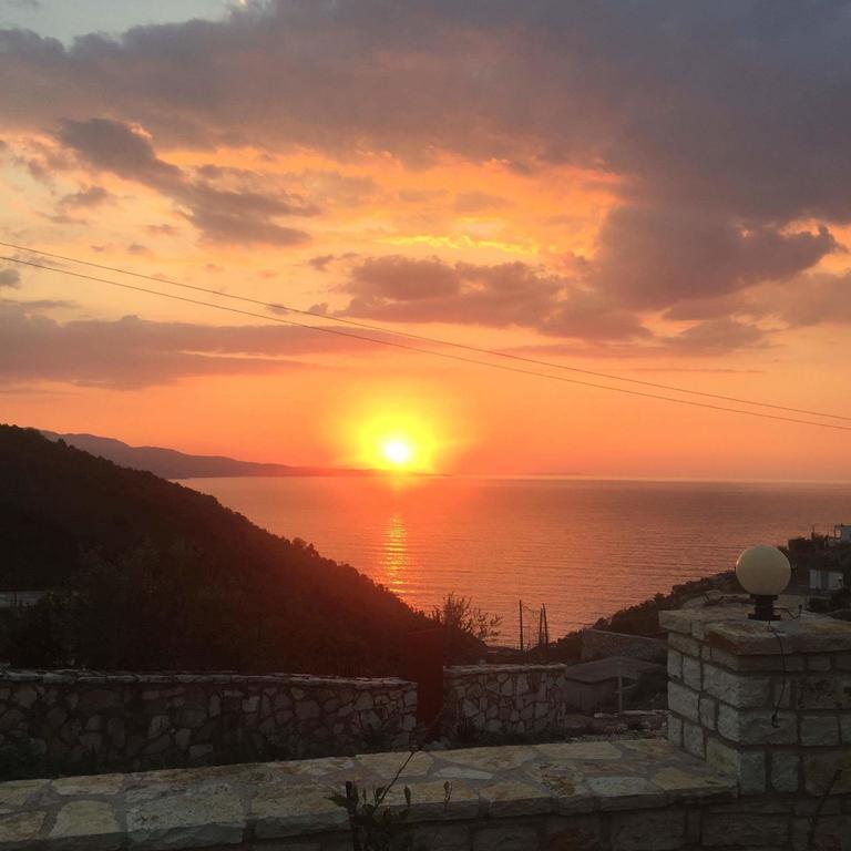 Appartamento Sunset House Ksamil Esterno foto